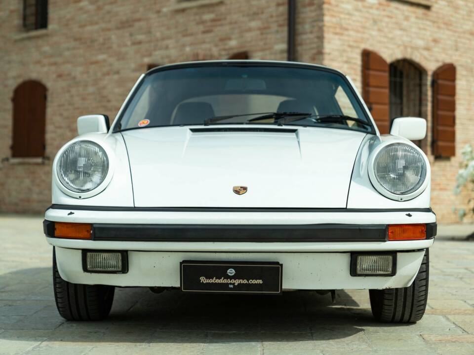 Bild 3/50 von Porsche 911 Carrera 3.2 (1986)