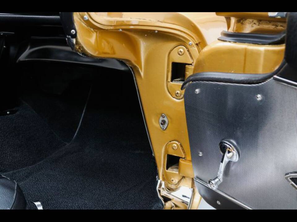 Image 36/100 of Chevrolet Corvette (1958)