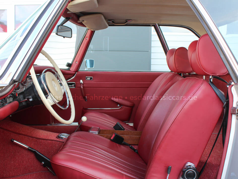 Image 6/15 of Mercedes-Benz 280 SL (1970)