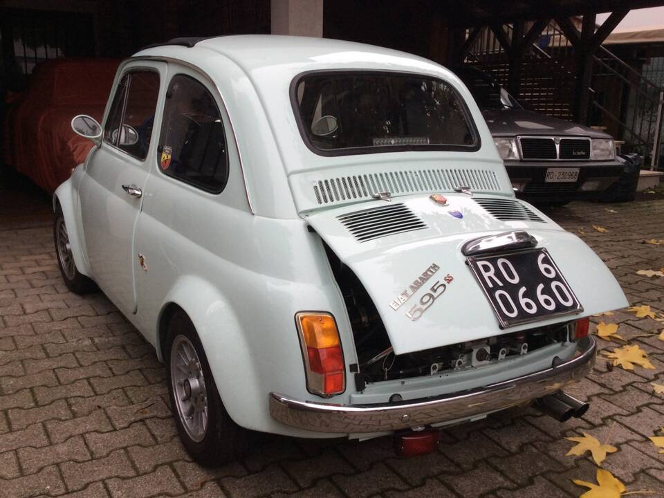 Immagine 2/27 di FIAT 500 F (1968)