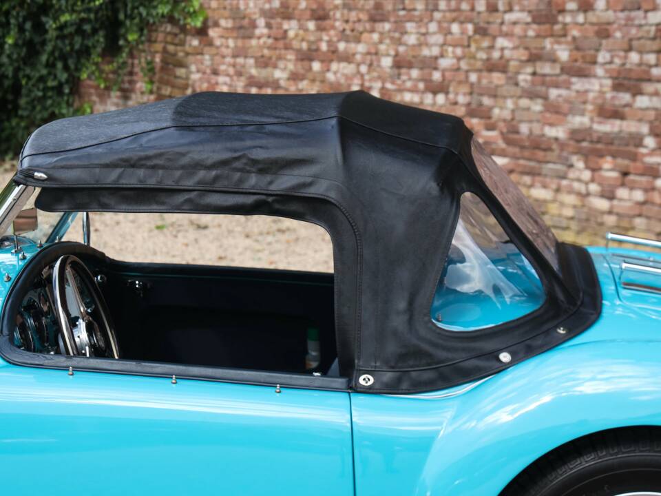 Image 32/50 of MG MGA 1600 (1958)