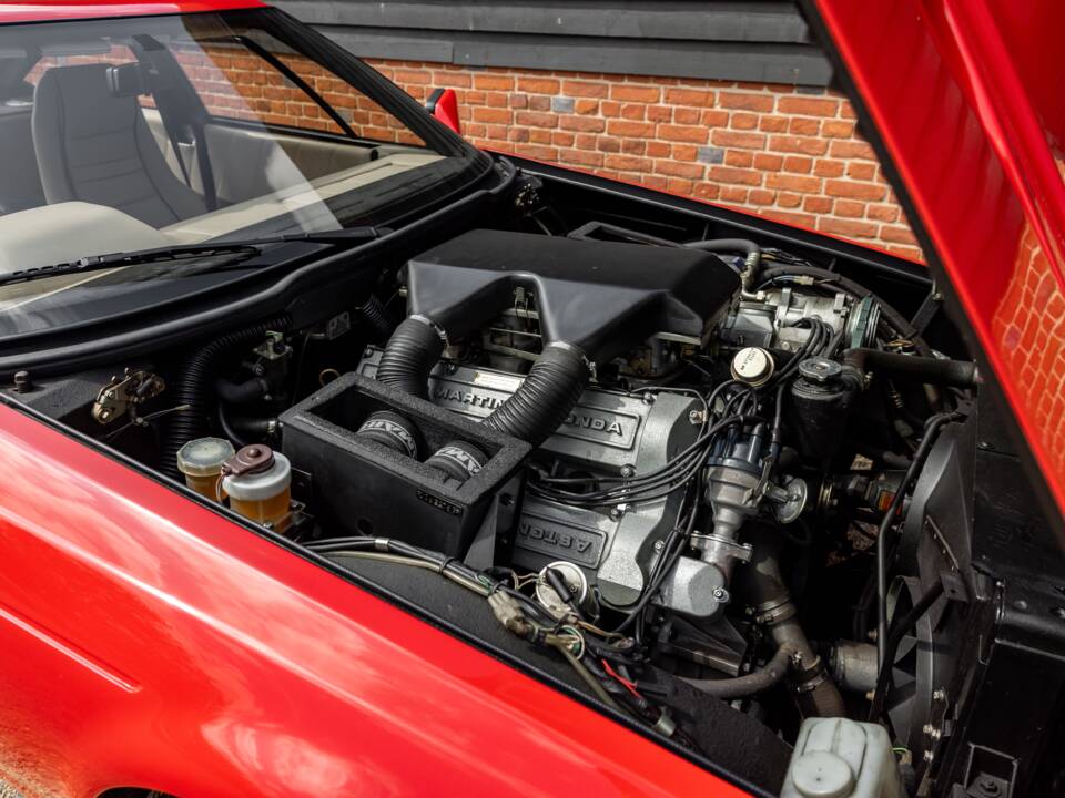 Bild 6/75 von Aston Martin V8 Zagato Vantage (1990)