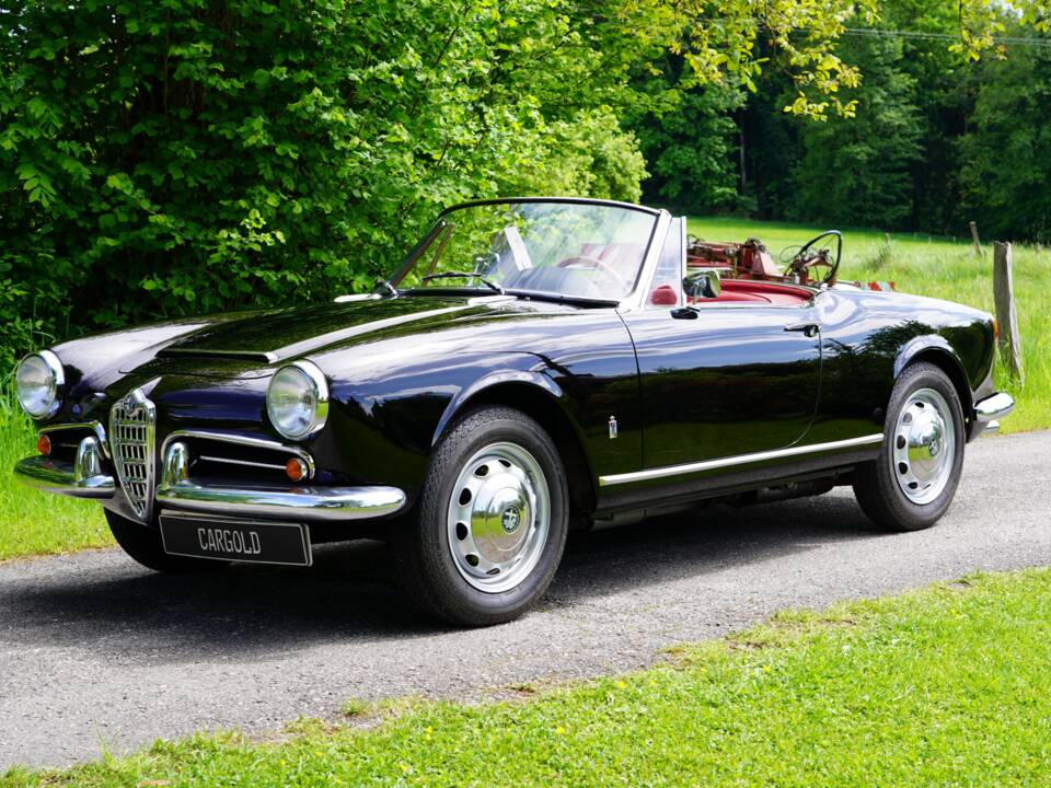 Image 1/10 of Alfa Romeo Giulia 1600 Spider (1962)
