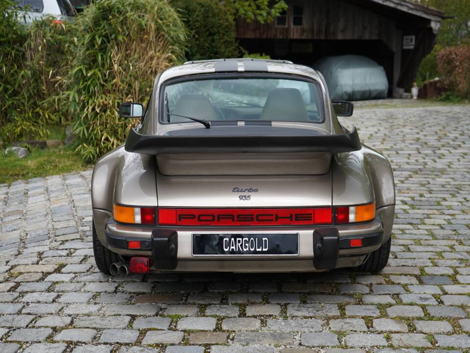 Imagen 7/12 de Porsche 935 dp II (1982)