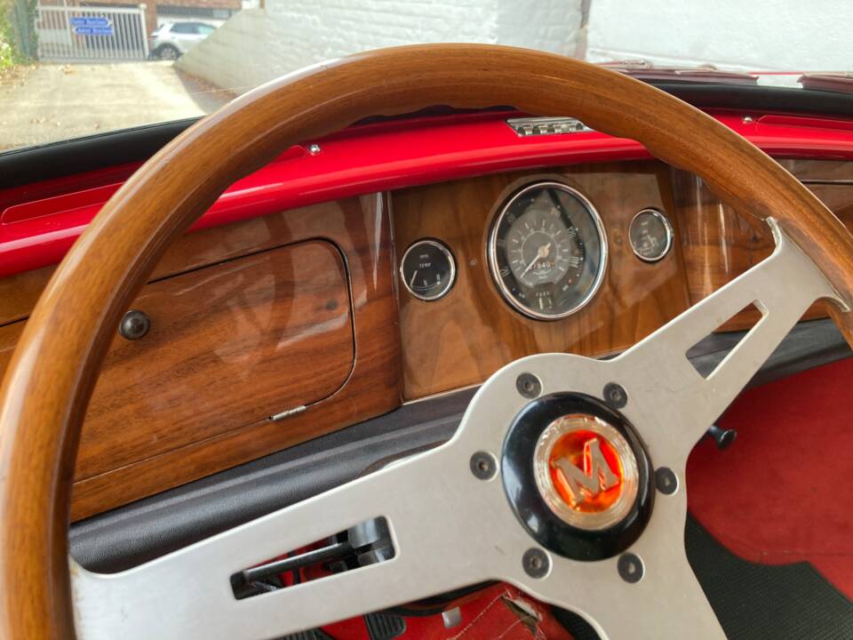 Image 9/24 of Morris Mini Traveller (1968)