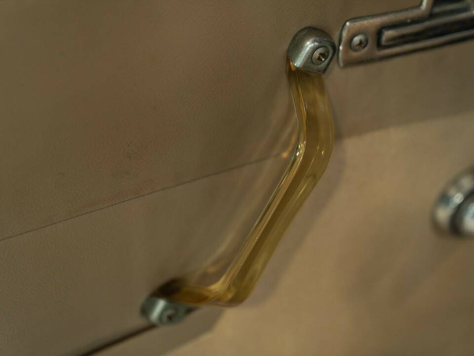 Image 33/43 of Lancia Flavia 1500 (1967)