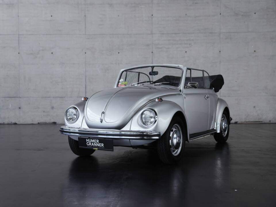Image 11/37 of Volkswagen Beetle 1302 (1971)
