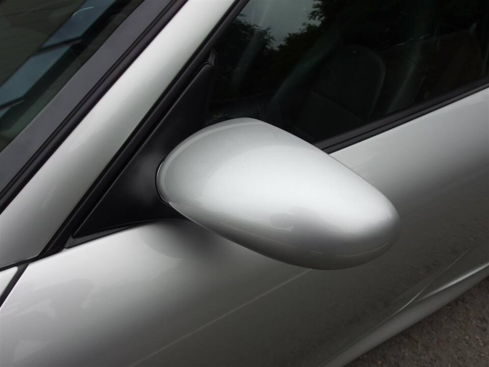 Bild 32/100 von Porsche 911 Carrera 4S (2002)