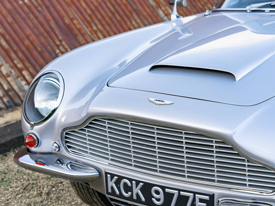 Bild 14/44 von Aston Martin DB 6 (1967)