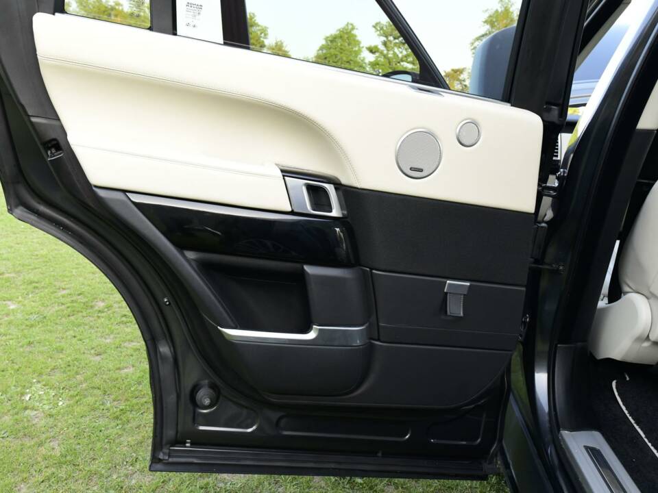 Bild 35/50 von Land Rover Range Rover Autobiography SDV8 (2017)