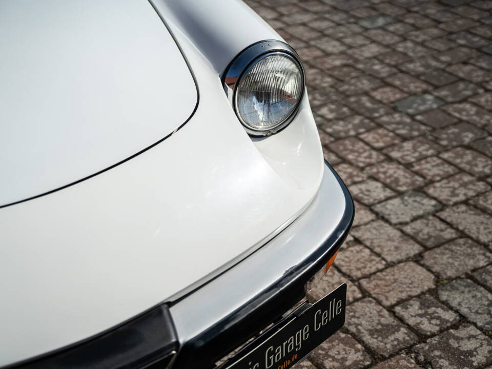 Image 7/40 of Alfa Romeo 2.0 Spider (1987)