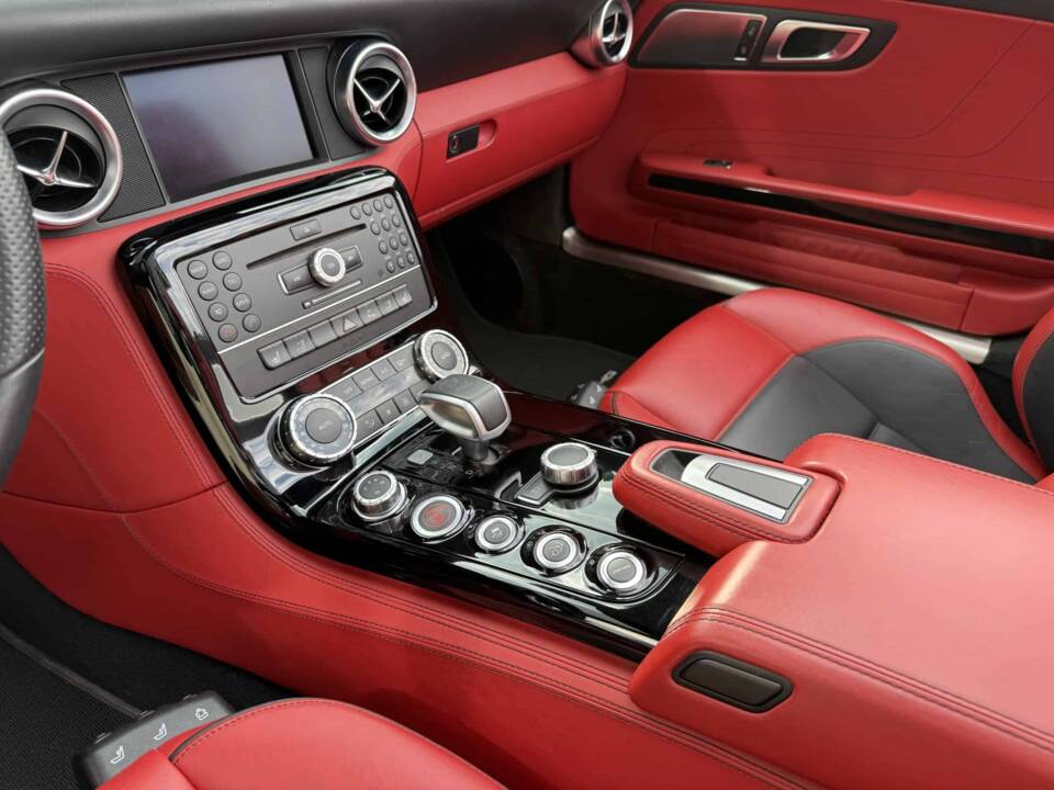 Bild 38/46 von Mercedes-Benz SLS AMG Roadster (2012)