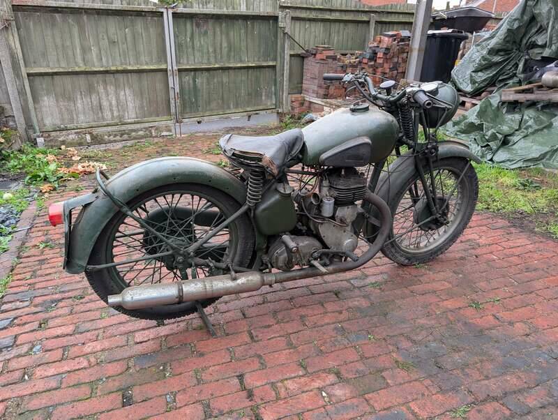 Bild 21/25 von BSA DUMMY (1942)