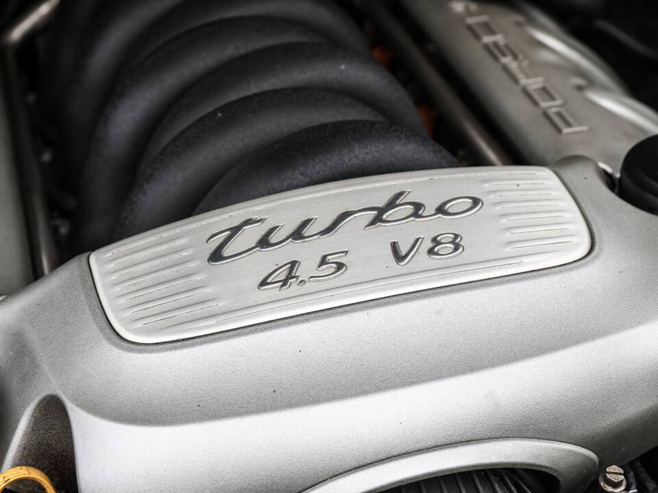 Bild 9/40 von Porsche Cayenne Turbo S (2006)