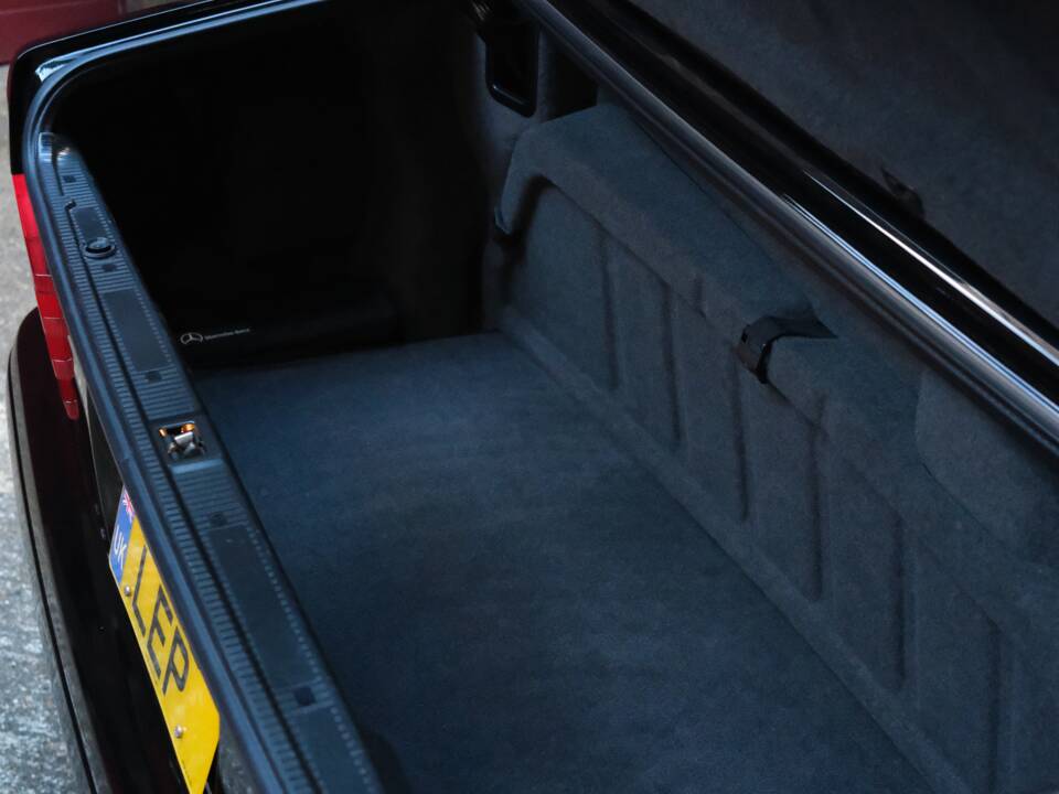 Image 42/100 of Mercedes-Benz SL 600 (1998)