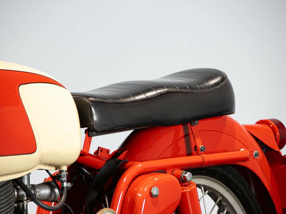 Imagen 29/50 de Gilera DUMMY (1958)