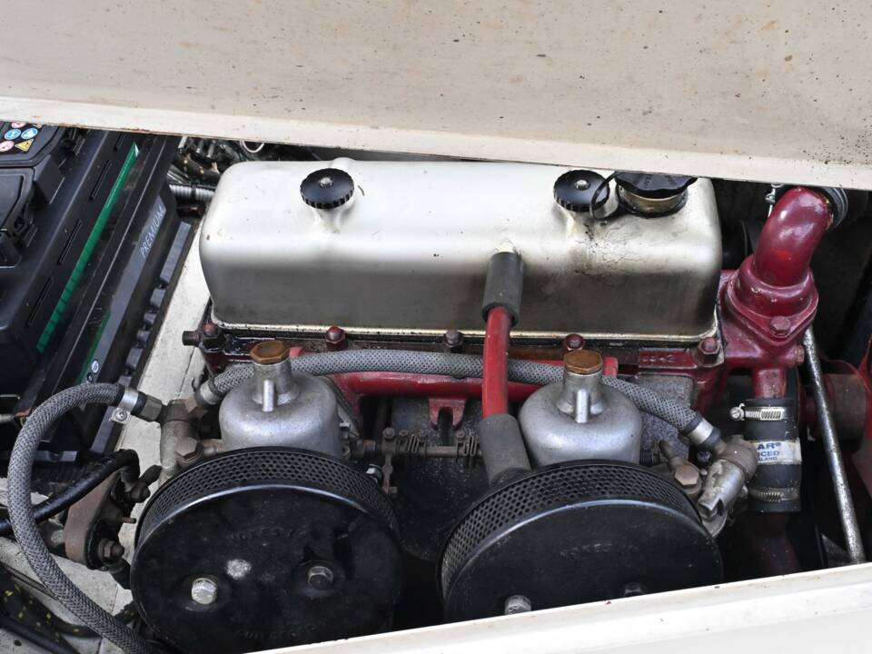 Image 5/50 of MG TF 1500 (1954)