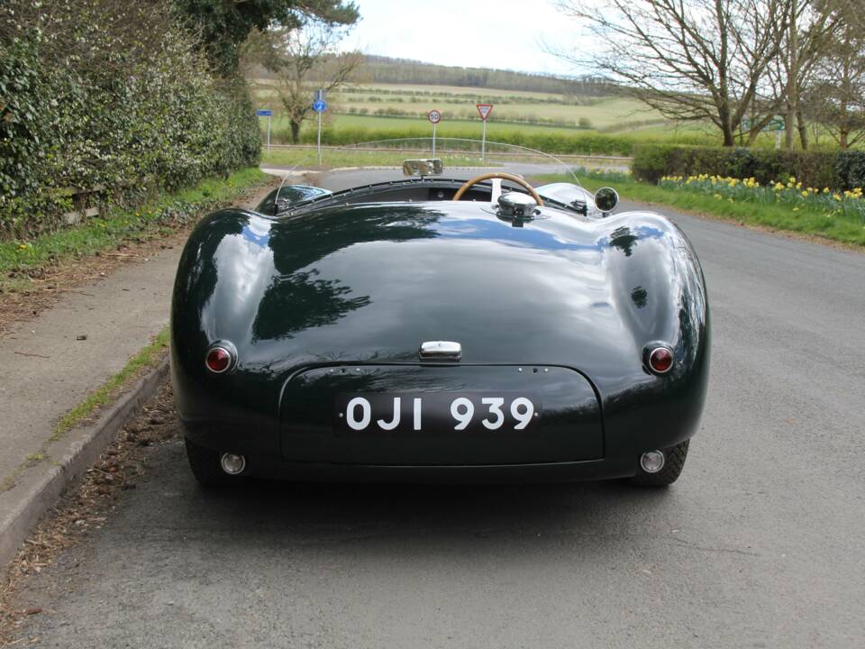 Image 5/18 de Jaguar C-Type (1900)