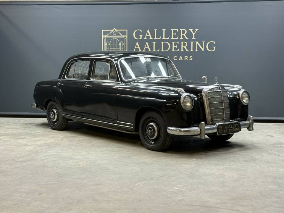 Image 28/50 of Mercedes-Benz 220 S (1955)
