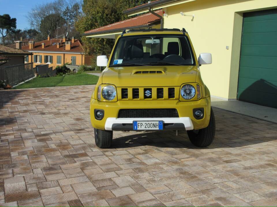 Immagine 2/23 di Suzuki Jimny (2018)