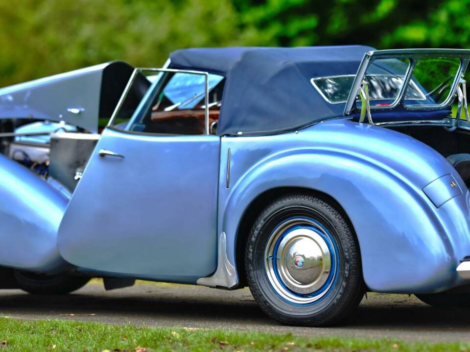 Afbeelding 25/50 van Triumph 2000 Roadster (1949)