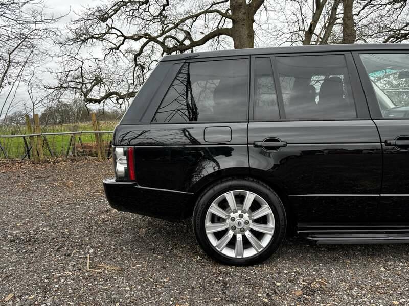 Immagine 9/50 di Land Rover Range Rover 5.0 HSE (2012)