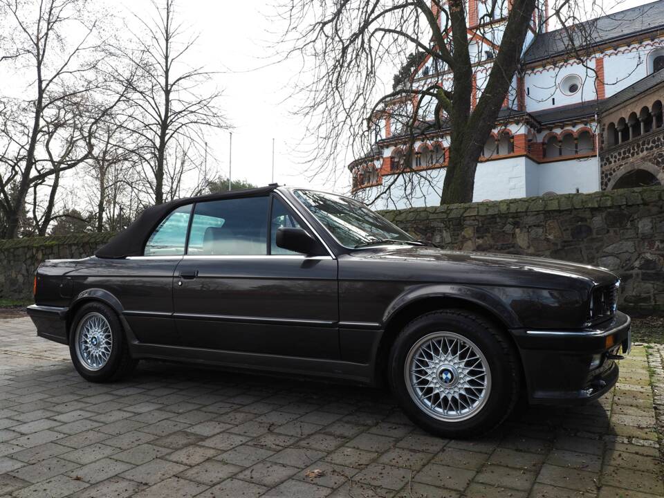 Imagen 4/40 de BMW 325i (1986)