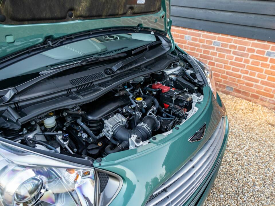Image 5/50 of Aston Martin Cygnet (2013)