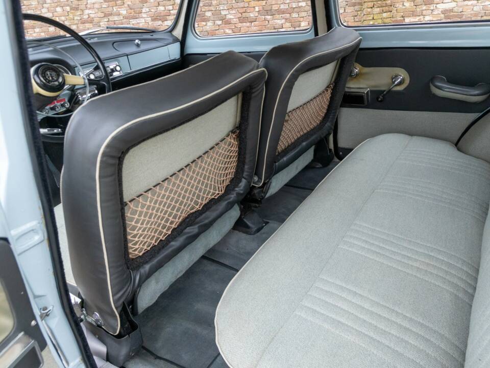 Image 25/48 of Alfa Romeo Giulietta TI (1964)