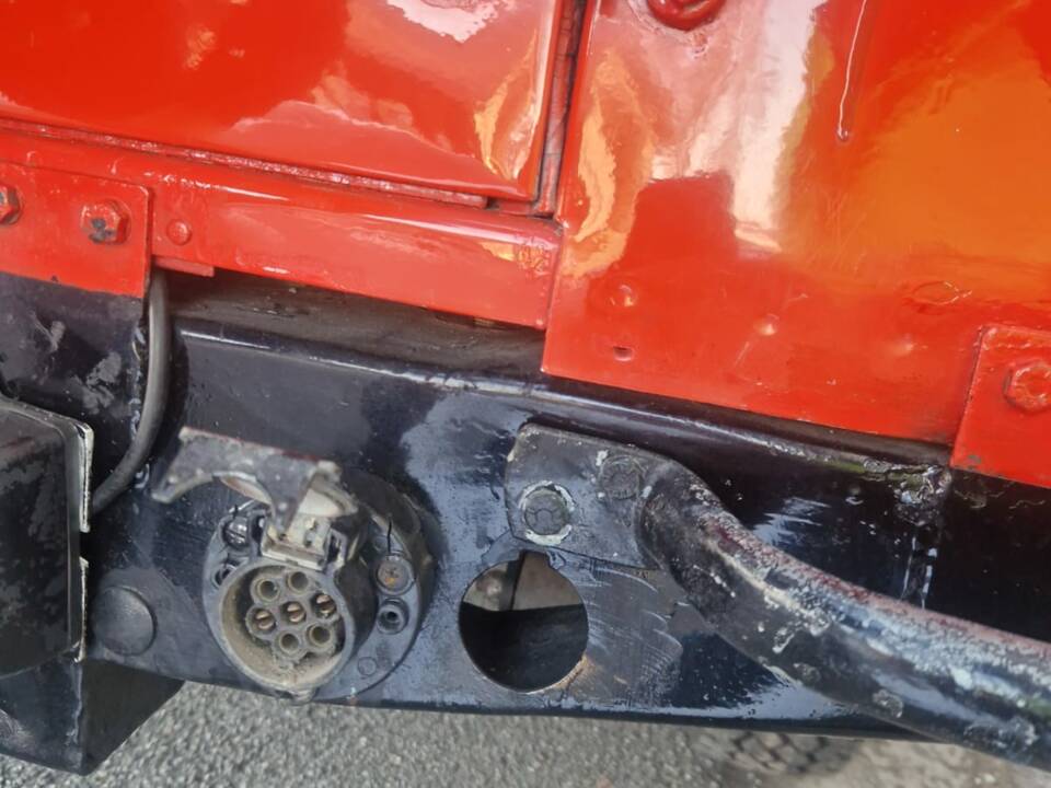 Image 20/54 of Land Rover 109 (1970)