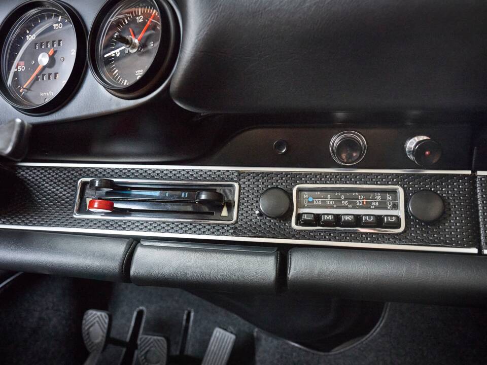 Afbeelding 30/44 van Porsche 911 2.0 E (1969)
