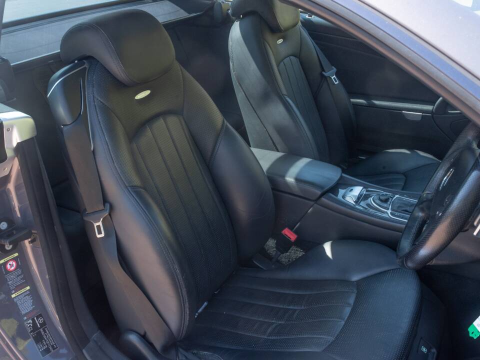 Bild 10/50 von Mercedes-Benz SL 65 AMG (2006)