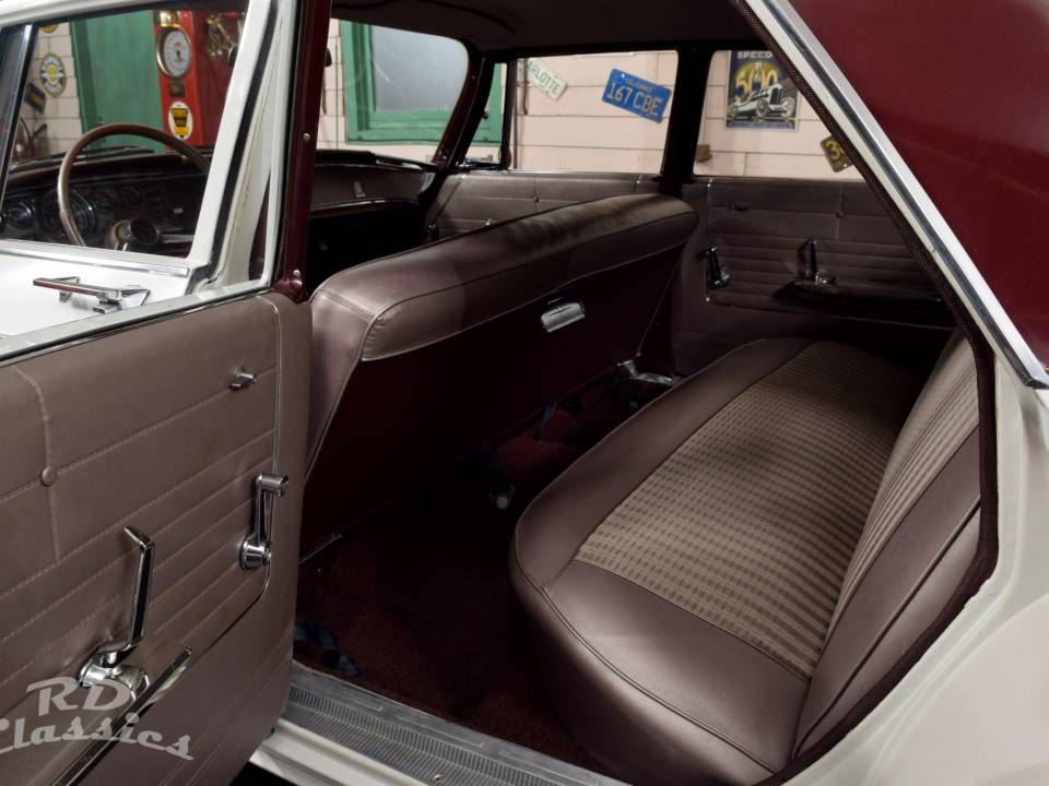 Afbeelding 16/24 van Chrysler Newport (1964)