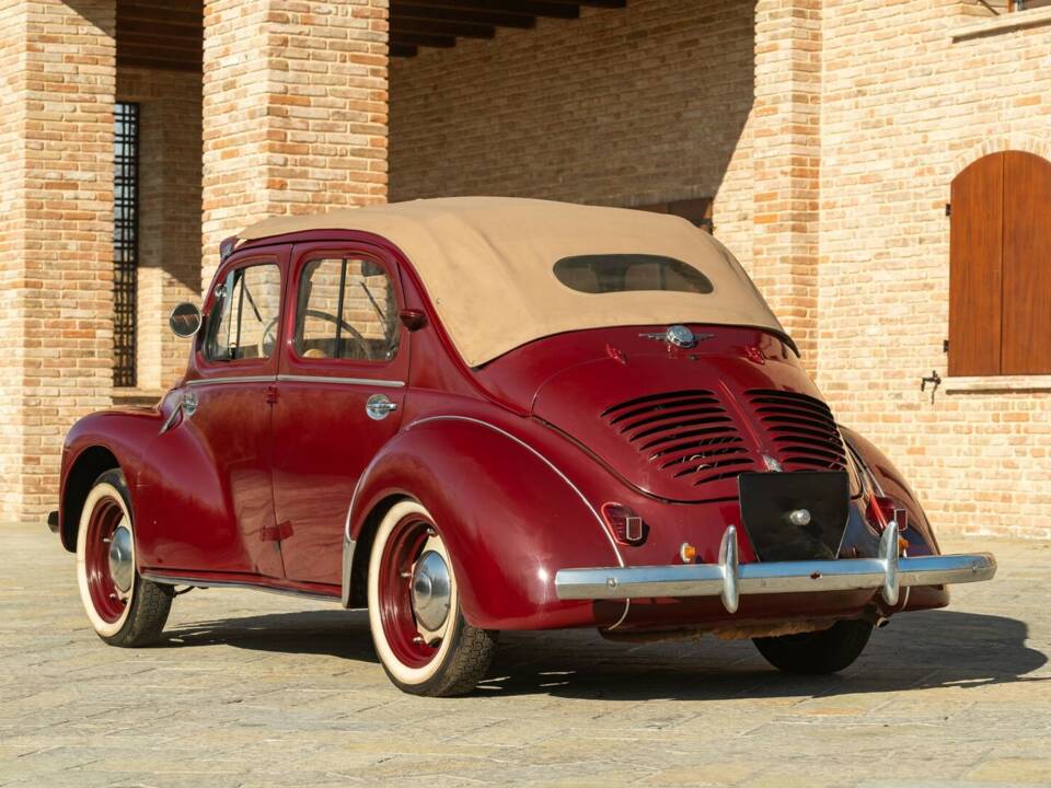 Immagine 5/50 di Renault 4 CV Décapotable (1957)
