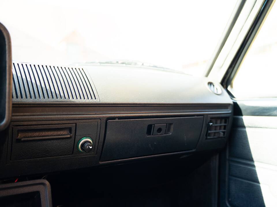 Bild 43/54 von Volkswagen Golf Mk I GTI 1.6 (1980)