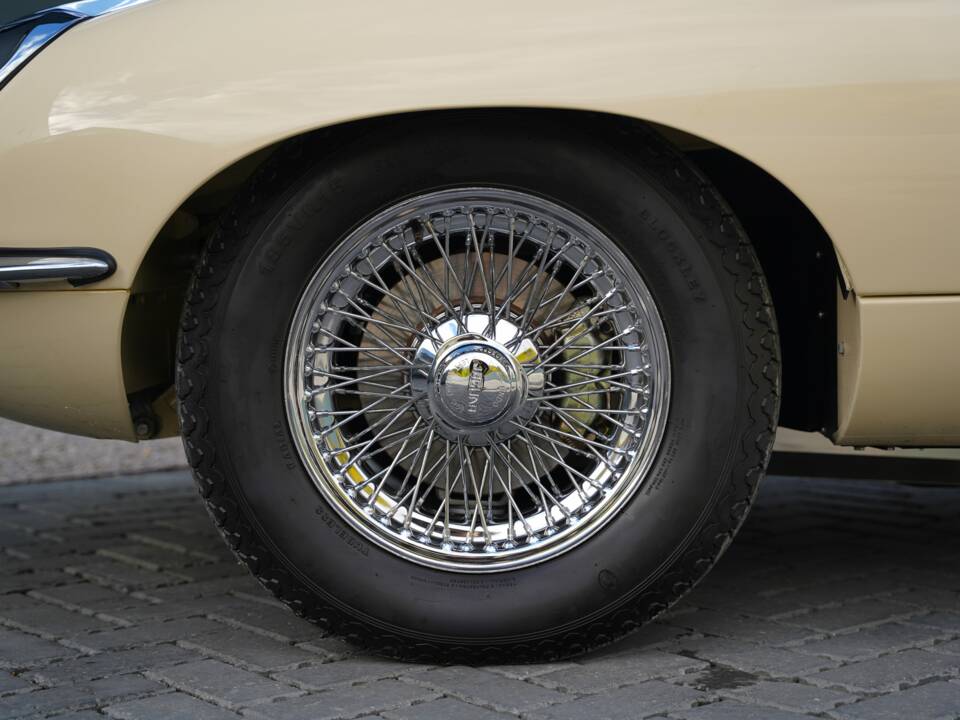 Imagen 34/50 de Jaguar E-Type (1969)