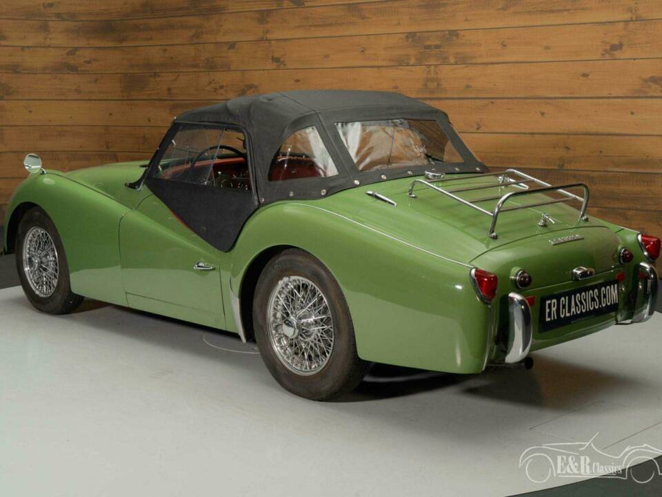 Image 16/19 de Triumph TR 3A (1959)