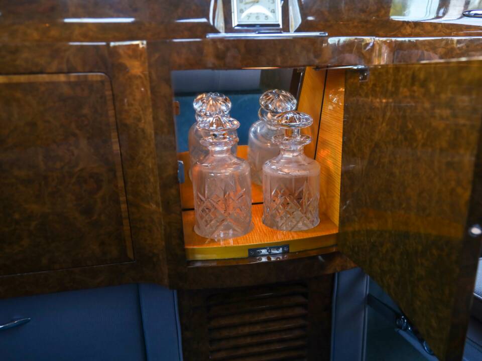 Image 32/50 de Rolls-Royce Phantom V James Young (1962)