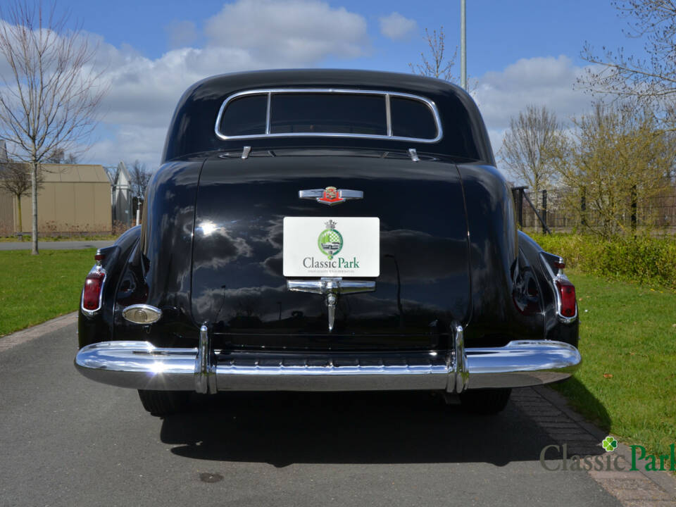 Image 5/34 of Cadillac 75 Fleetwood Imperial (1941)