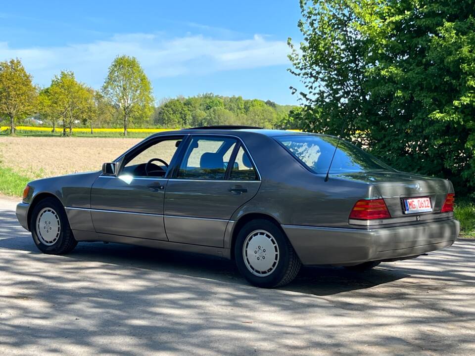 Image 10/44 of Mercedes-Benz 400 SEL (1992)