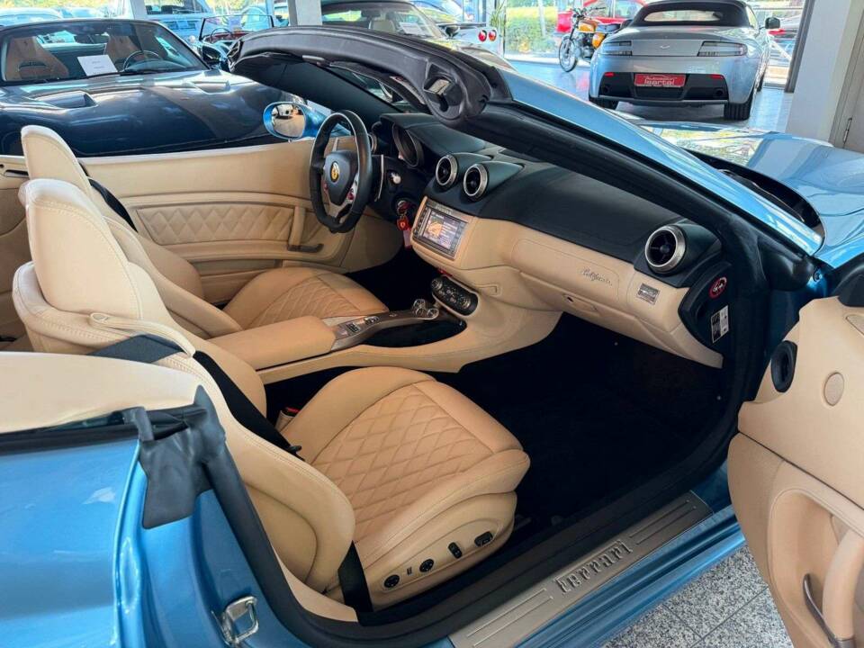 Immagine 21/42 di Ferrari California (2011)