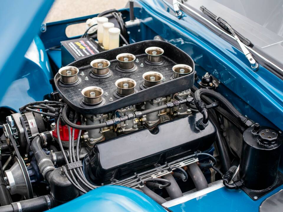 Image 14/18 of TVR Griffith 400 (1965)