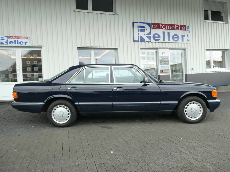 Bild 7/21 von Mercedes-Benz 300 SE (1990)