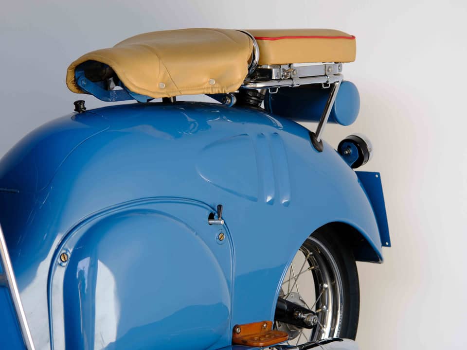 Bild 28/57 von Iso Rivolta Isoscooter 125 (1953)