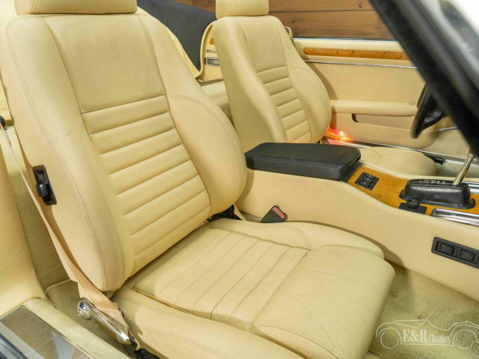 Image 16/19 of Jaguar XJ-S Convertible (1990)