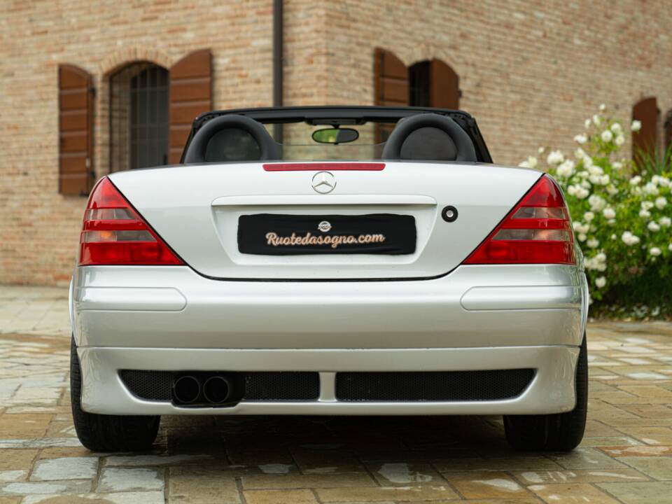 Obraz 13/50 pojazdu Mercedes-Benz SLK 230 Kompressor (1997)