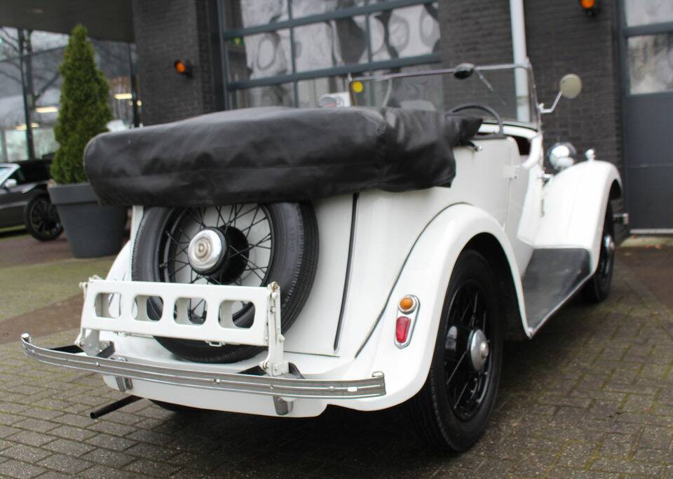 Image 7/8 of Morris Eight (1935)