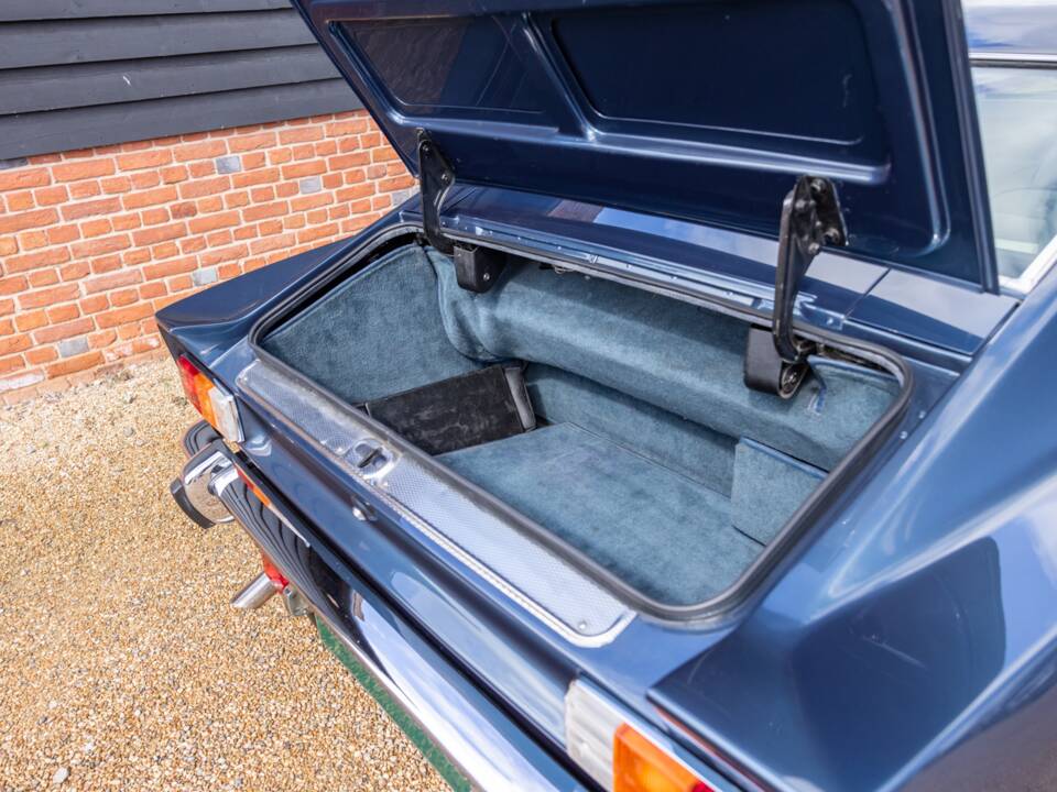 Bild 7/70 von Aston Martin V8 EFi (1988)