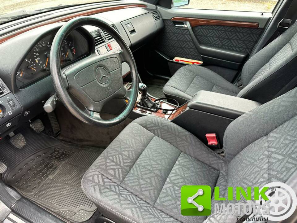 Immagine 10/10 di Mercedes-Benz C 180 (1994)