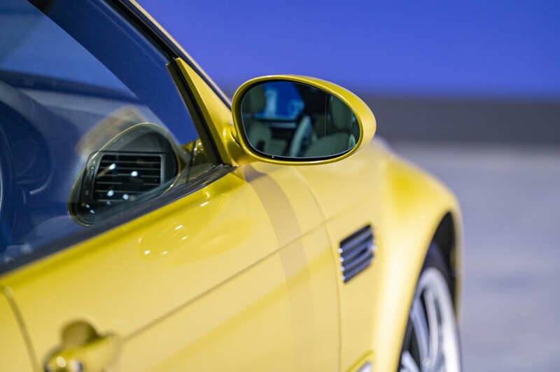 Image 46/50 of BMW M3 (2003)